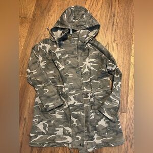 Ethyl Clothing Camouflage Women's Zip Up Jacket with Removable Hood